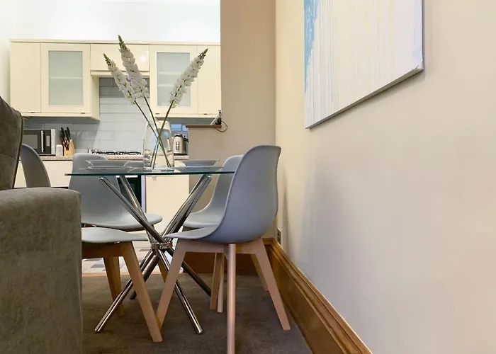 Forest Park Apartment