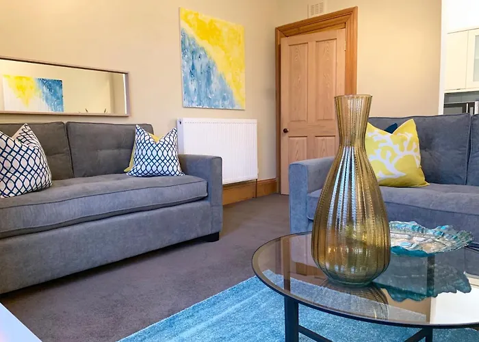 Forest Park Apartment