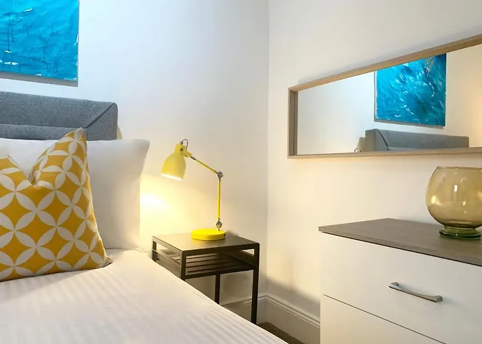Forest Park Apartment